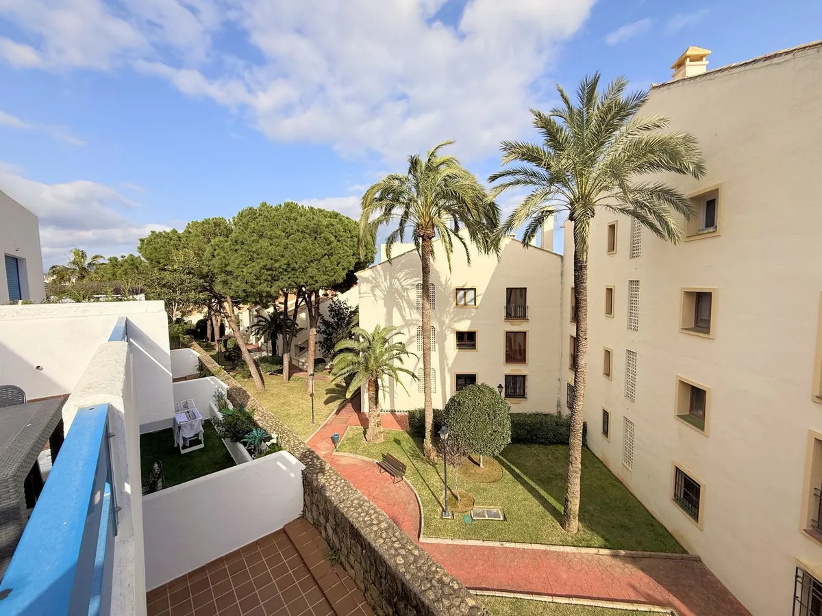 3f56db4d-c64e-401b-a5be-40c7cd9d9ff4