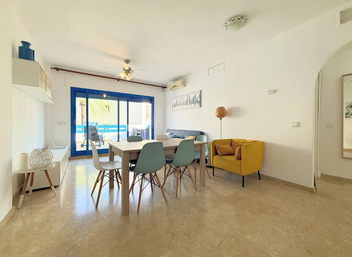 bfb721e4-bd05-43d6-80b5-f6f87ee878a4