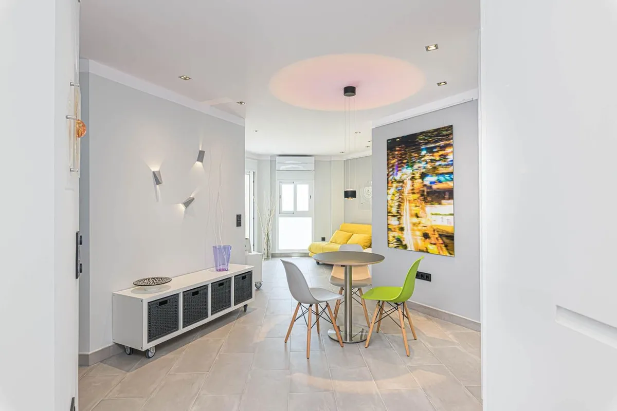 d9d12907-aec7-444e-ab50-5ed5ef6d7c92