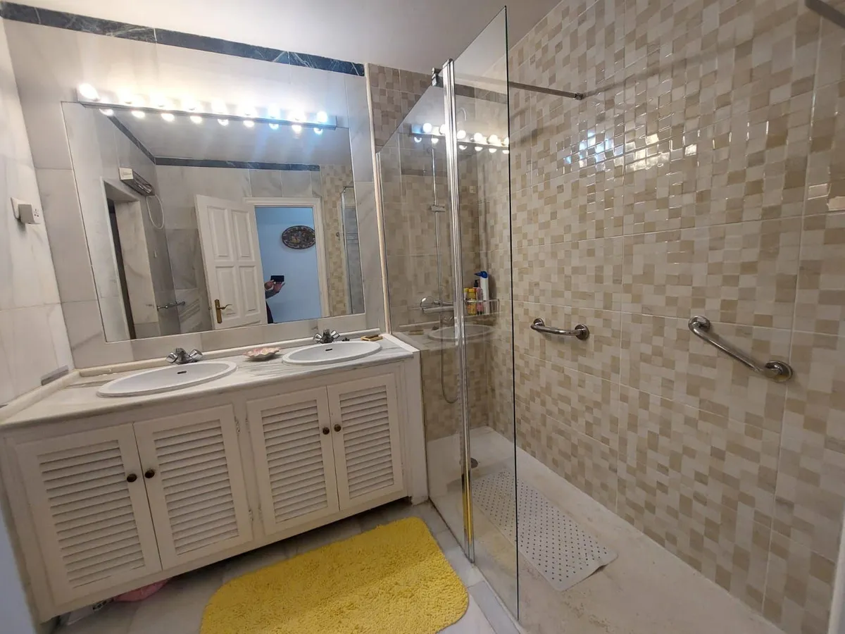 2c59d76b-c498-4771-88b9-99c075a07093