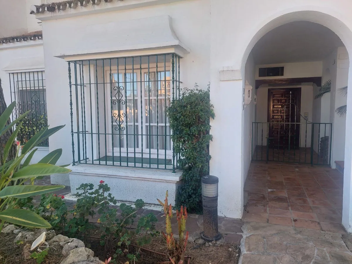 76cf7b07-a3c1-438b-acc0-0799003a2770