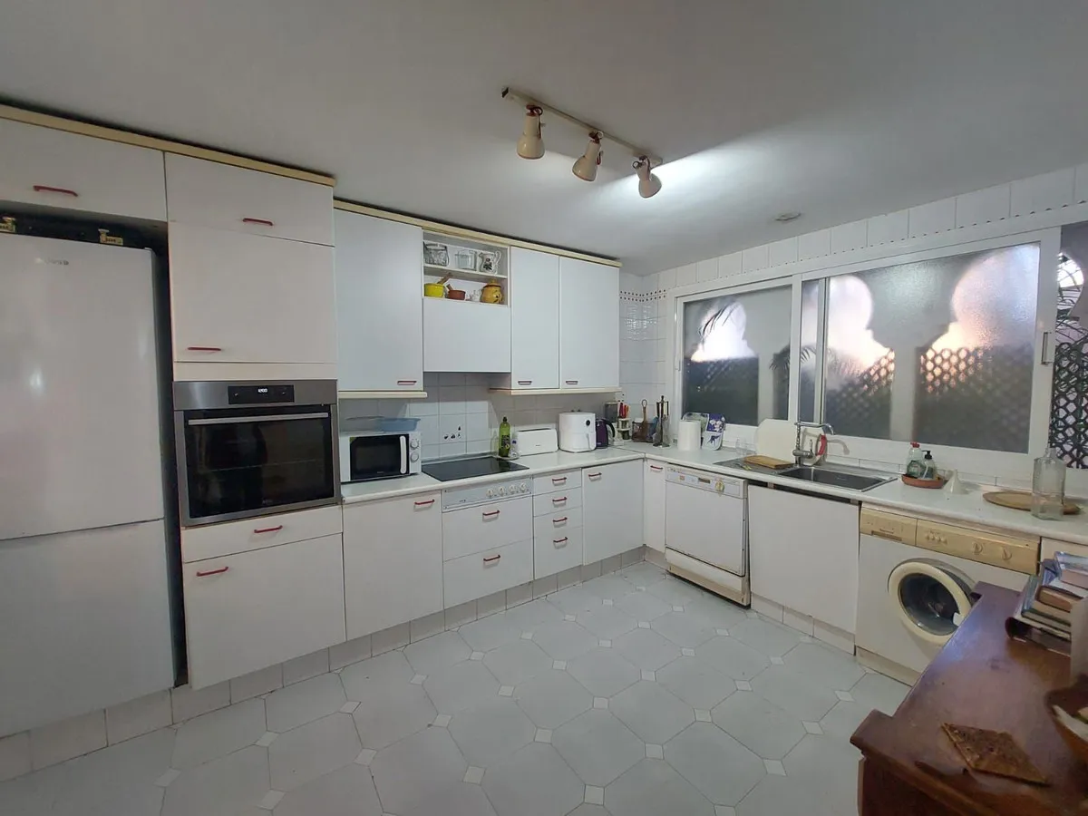 840b7742-36cd-42cd-bbab-3b2aa249eb45