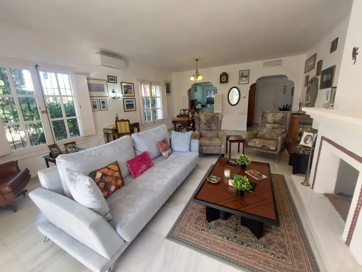 a3909924-bb0f-4304-9e2a-fe9258dfbdef