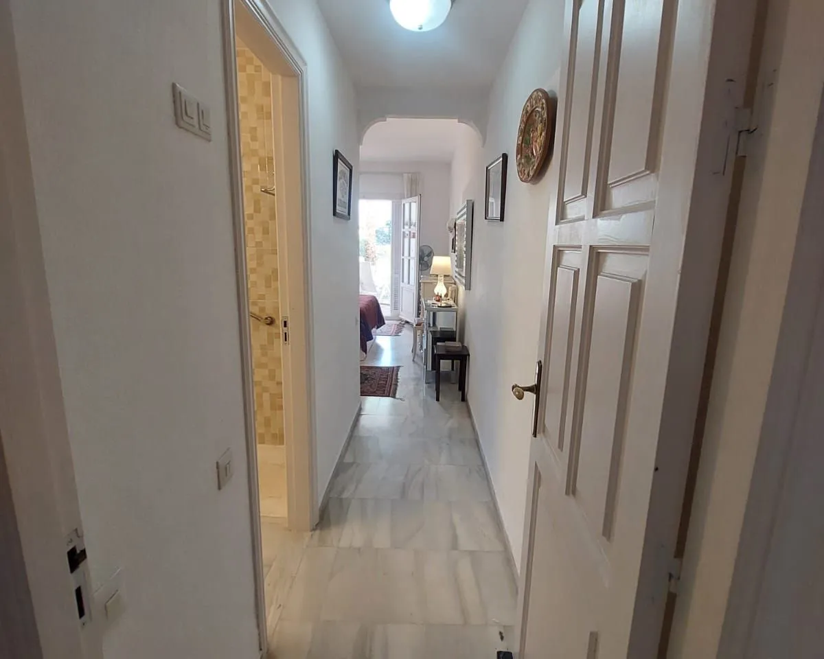 b798075b-673d-42b2-9adb-4f4025153ee2