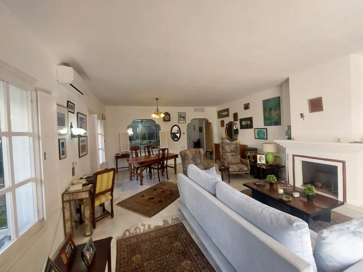 e9beb649-e5ba-4c83-ad59-4ceffe5937f5