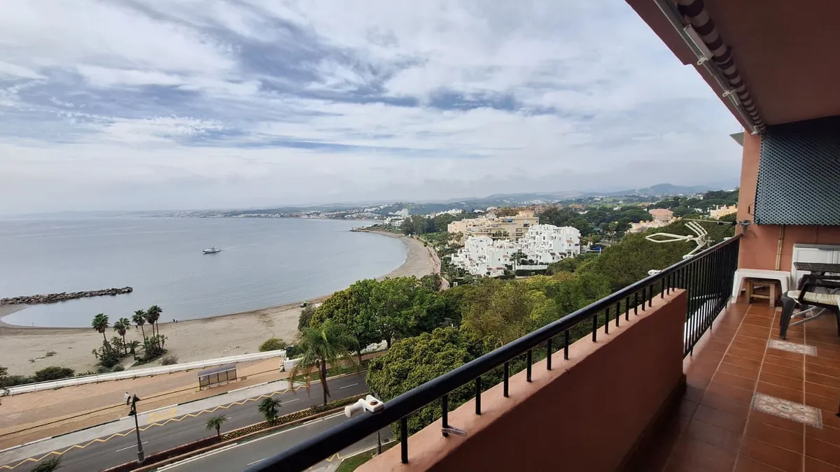 dc361f59-0e4e-4230-90cb-3357174ba92c