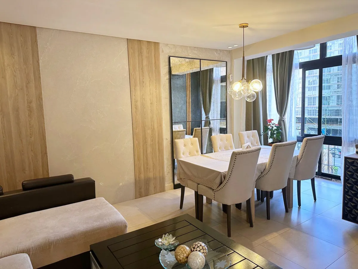 404e261a-fdb9-43d1-83c4-ab74d51910c2