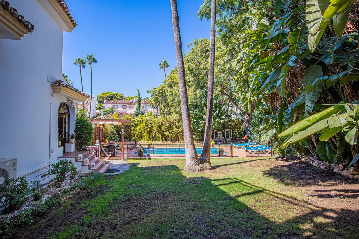 083bad08-0539-4358-9718-2955dcefb633