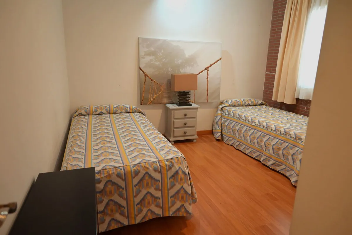 1ec10d6c-294e-4d04-b56f-e02fd4ac72f1