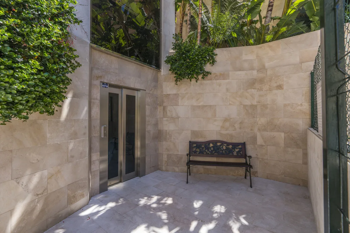 d7805cd1-5a30-4999-8a50-f1948a59d5b7