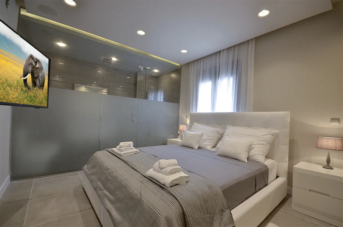 5c3305e0-c914-41e8-9611-403eba015197