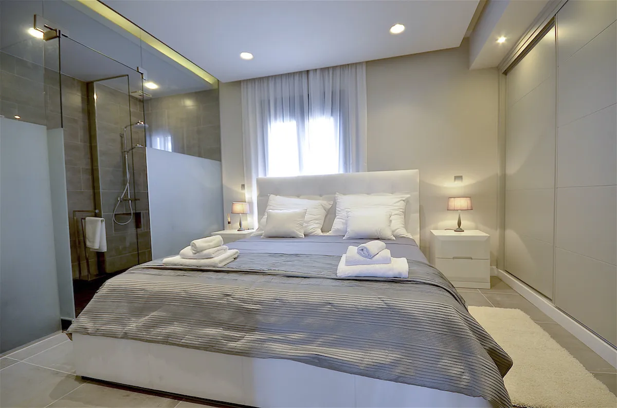 fd29f4db-3d89-48b3-8847-4345903ce01c