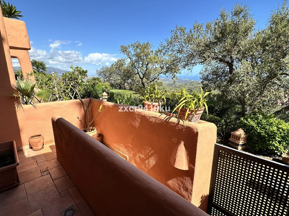 ac4920e8-d0d0-4399-abdf-01687741cc11