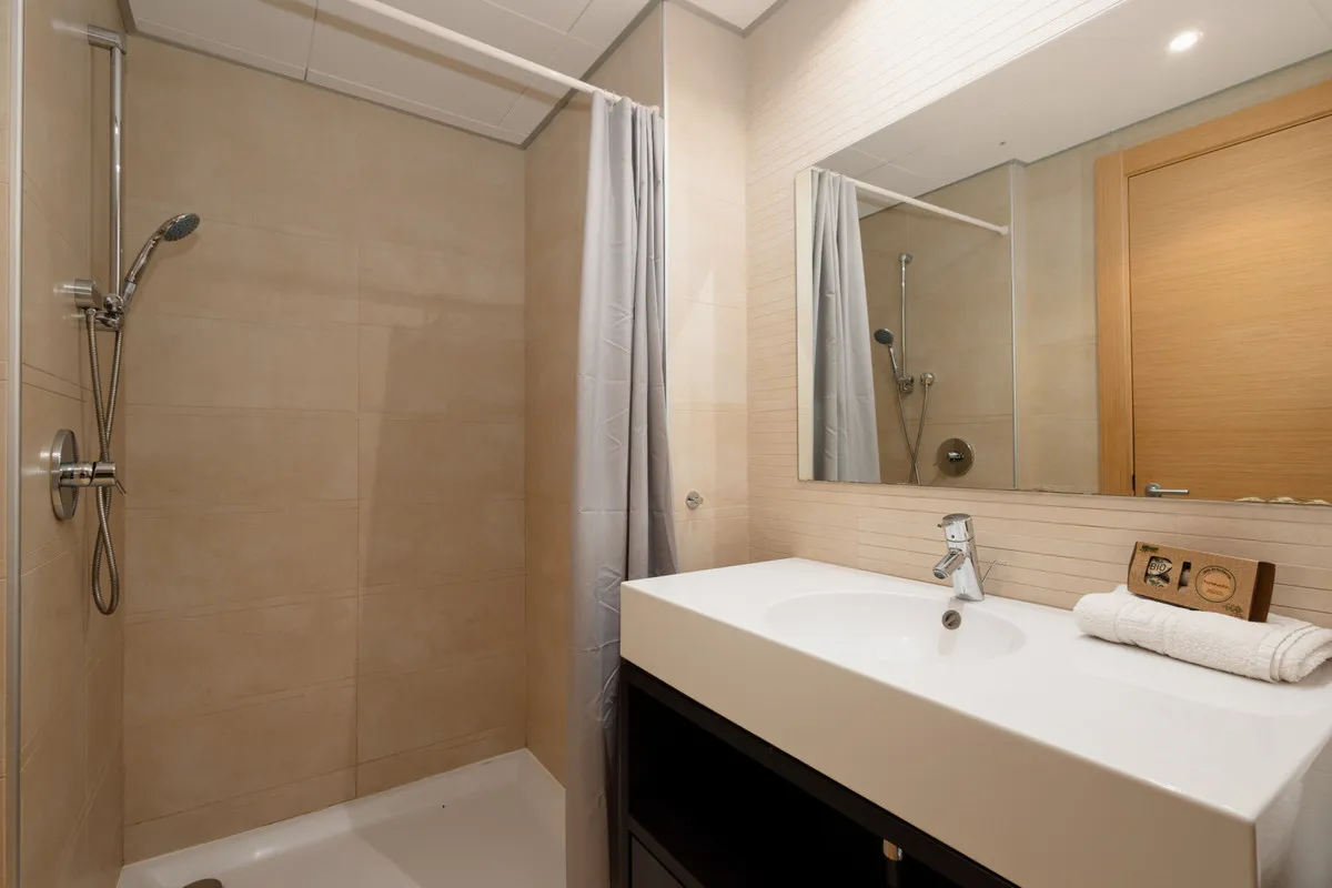 1ec6a536-205a-4433-9f6e-ccf7da2749b5