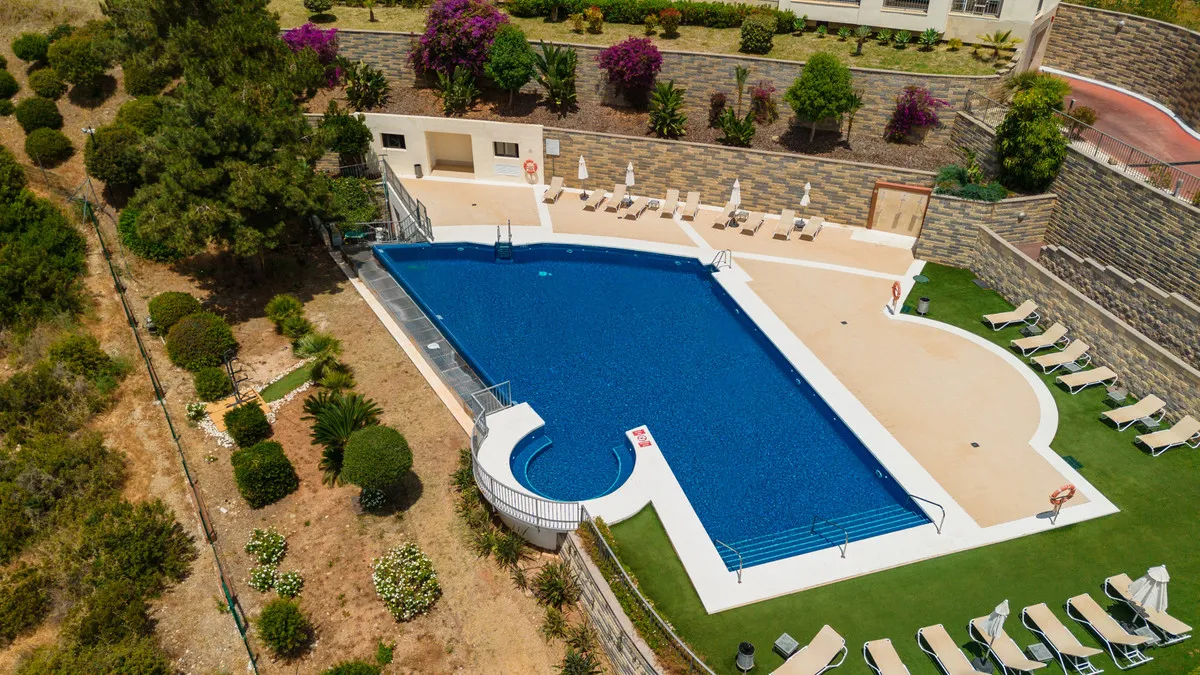 3514fd5c-76c6-4c05-9702-c73088ba80ac