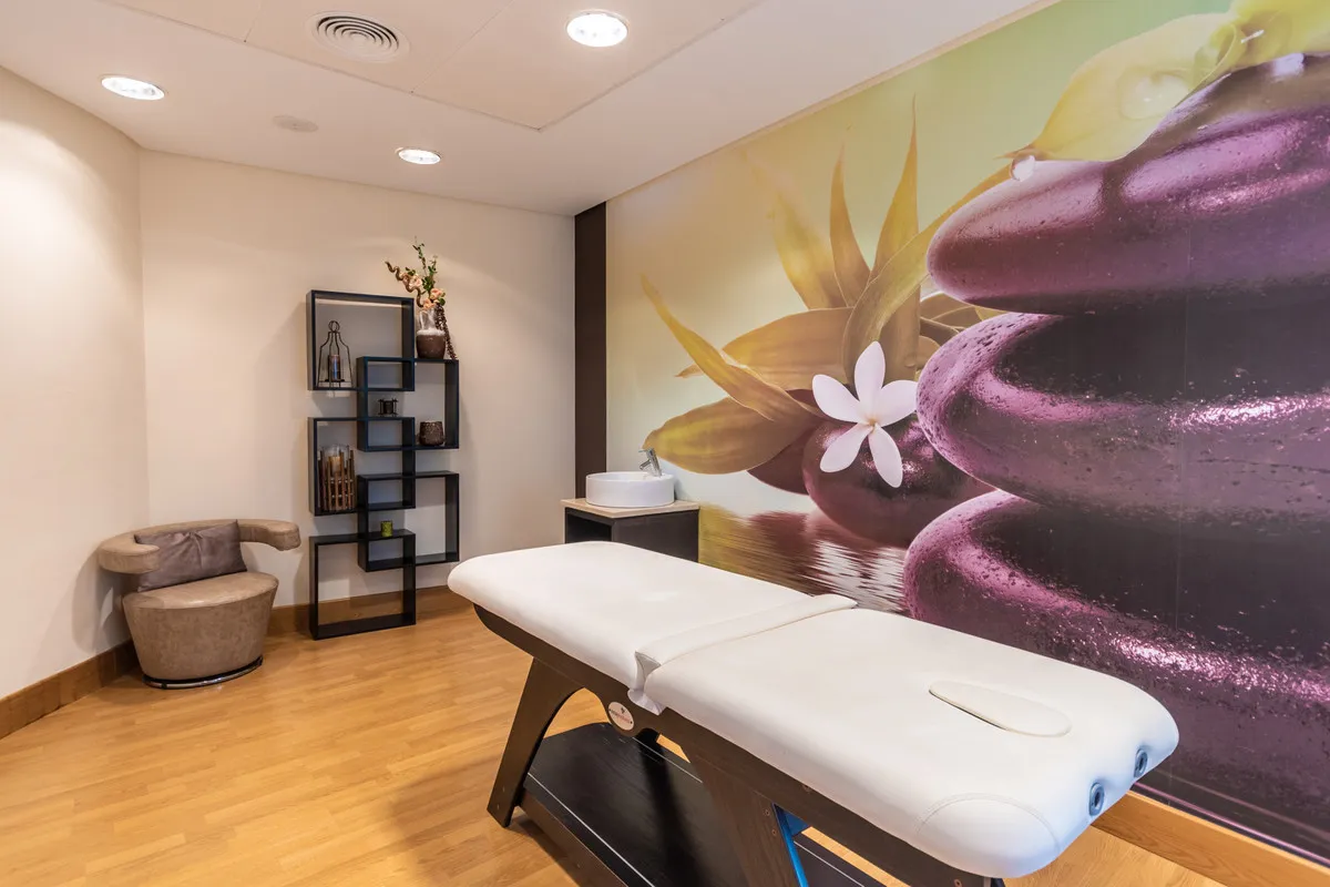 7b442a49-dfb5-42ad-8ddc-0d9a5cee98b4