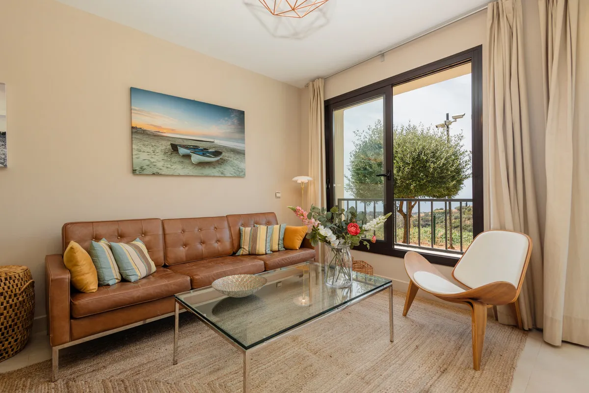 c7ed5eb2-d881-46ea-8195-63adfa15a279