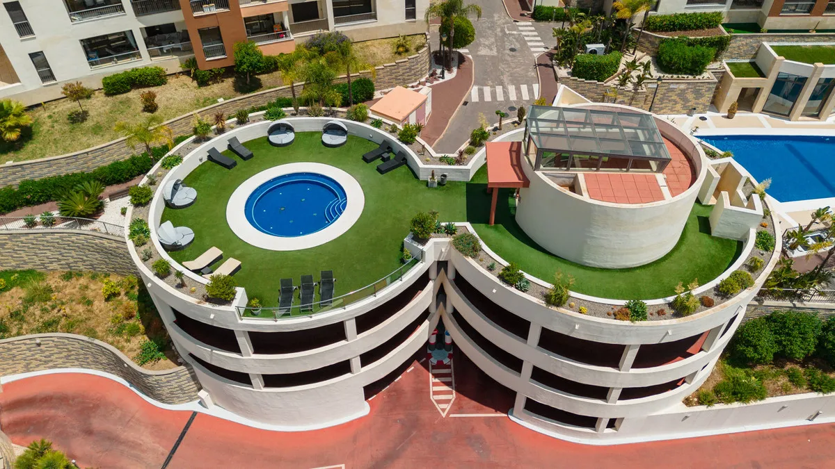 ef2d1e73-0abc-43fa-ae7e-880e035ddabe