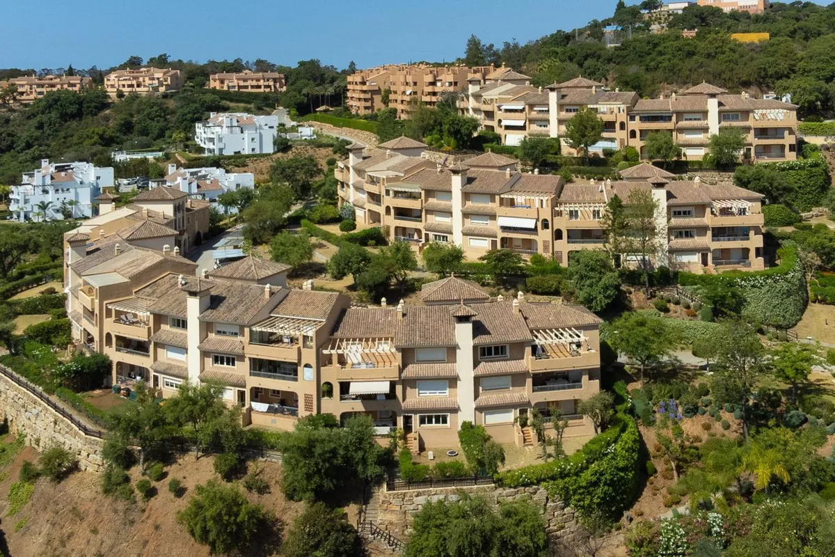 62cd758c-0a7f-4fa1-9cdb-8af159291748