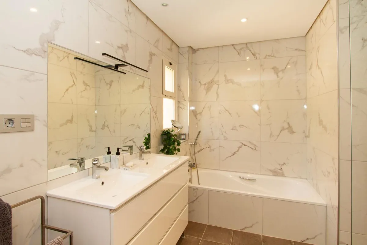 8ea9d1b4-4e55-43ac-8943-87648b7b9e60