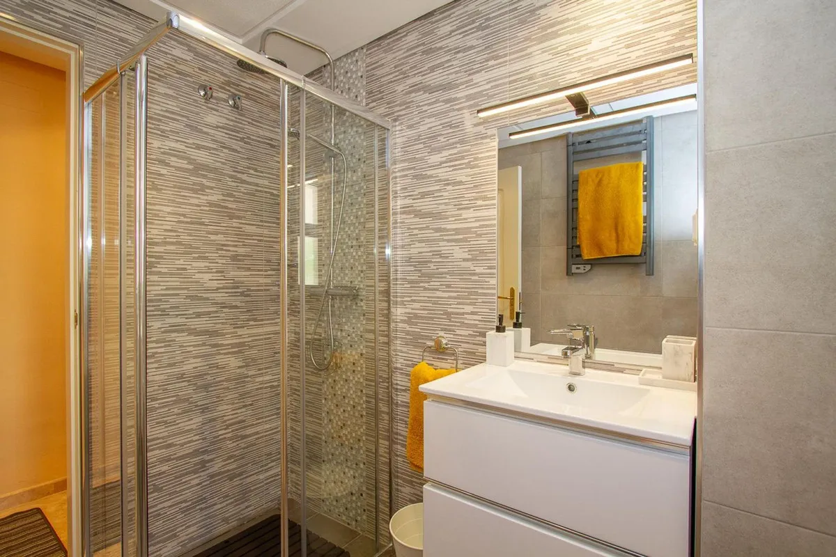 c618f8c0-b199-417c-9b43-938a02a24cc1