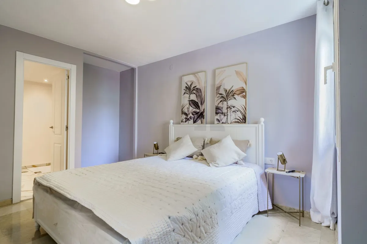 04e48728-684a-4491-a750-a3095099d51e