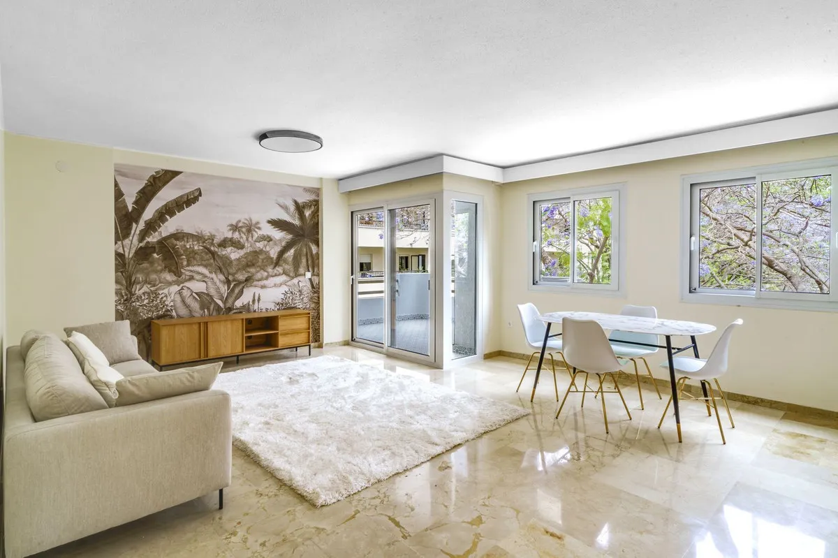 51b2dc18-7b42-40c1-89bb-3ad38862438e