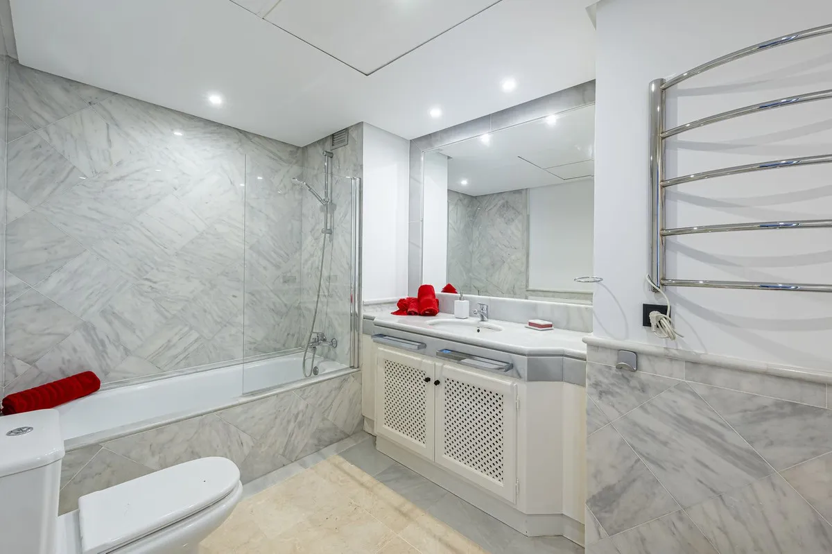 43664478-7f33-47a0-9493-aae48c8597e1