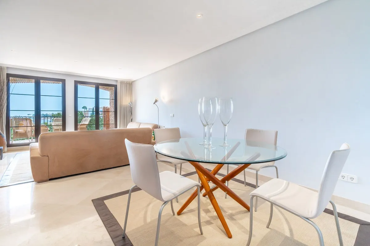 2b23db4a-9035-4385-bb69-55270173e74b