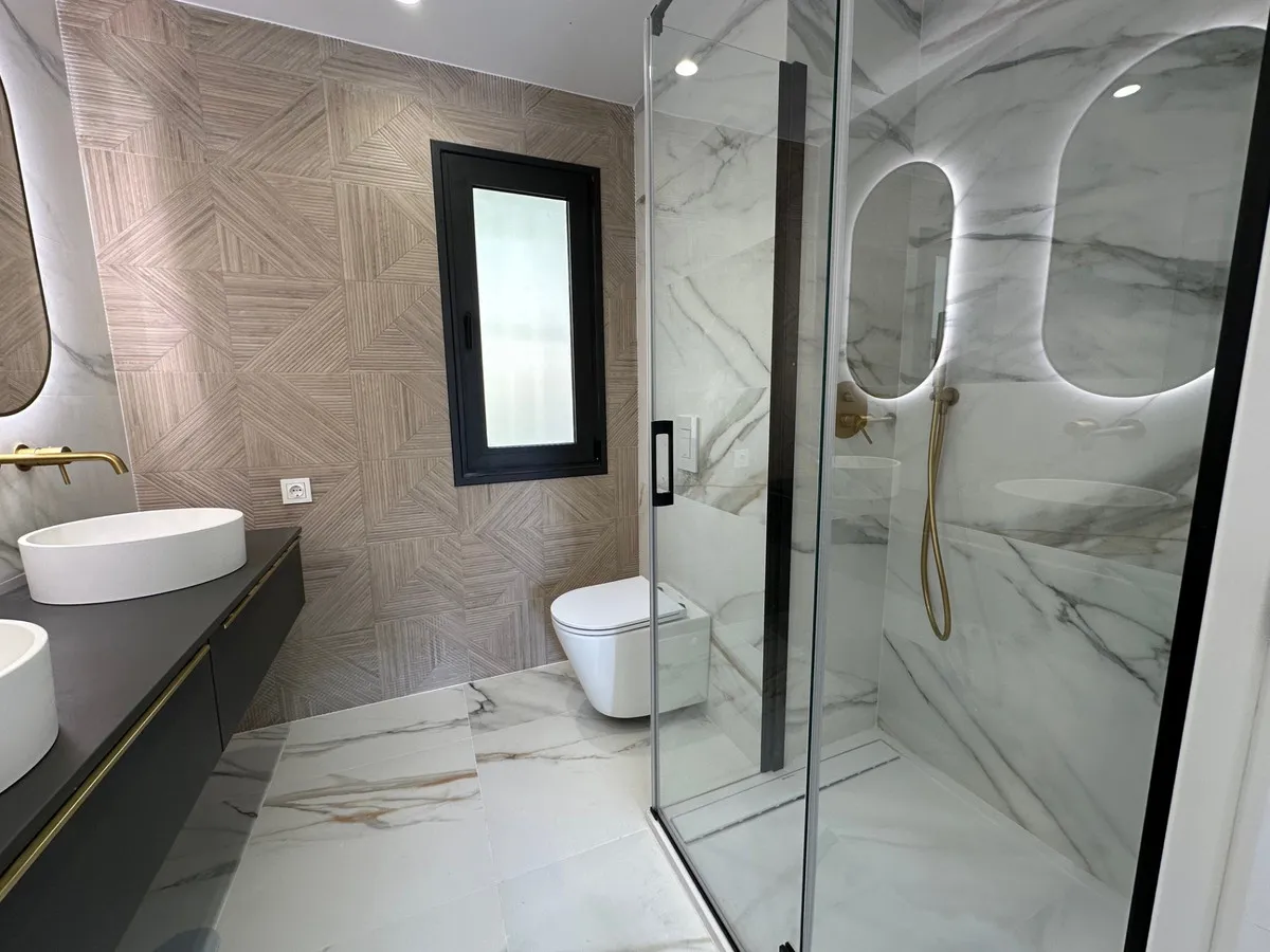 a6a125b9-2bd3-430c-8593-7e558a45b3bf