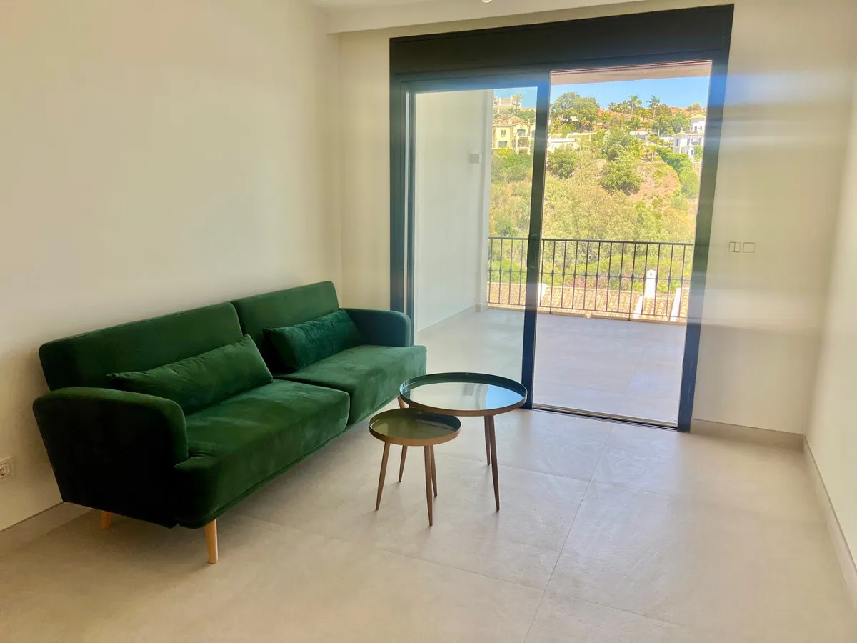 add546f8-5cf0-4968-a115-7bcc55215aec