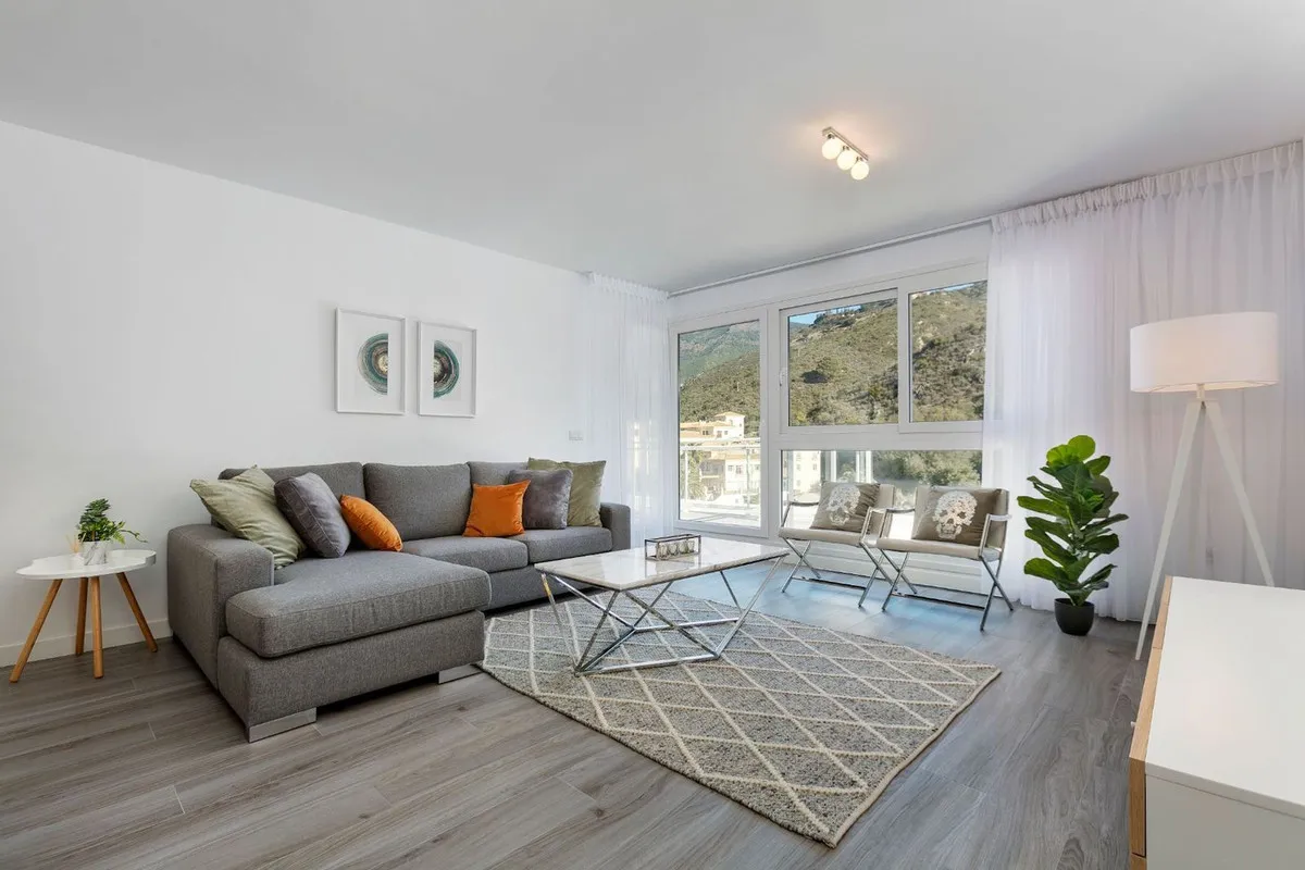 37afd8b4-323e-4e72-b8ad-5c7cb664b422