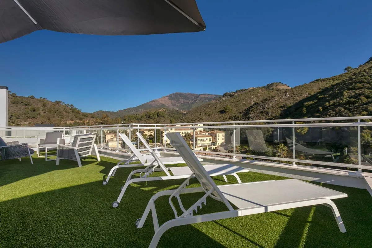 94f0573c-2d82-4a21-beab-0e8b99474576