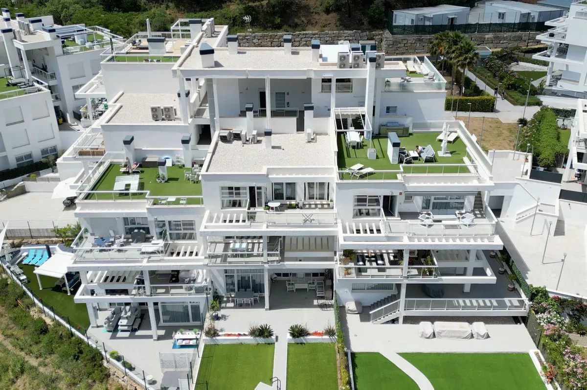 9cbe71b7-6121-455e-8ae7-a518cb9b5e21