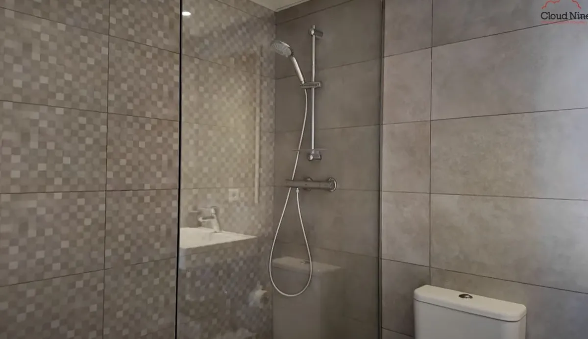 e5fb3b36-8d02-410d-ac28-f1142384e1bb