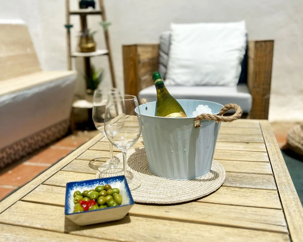 179964cb-f2e6-4941-8d29-a44b99e1e3a5