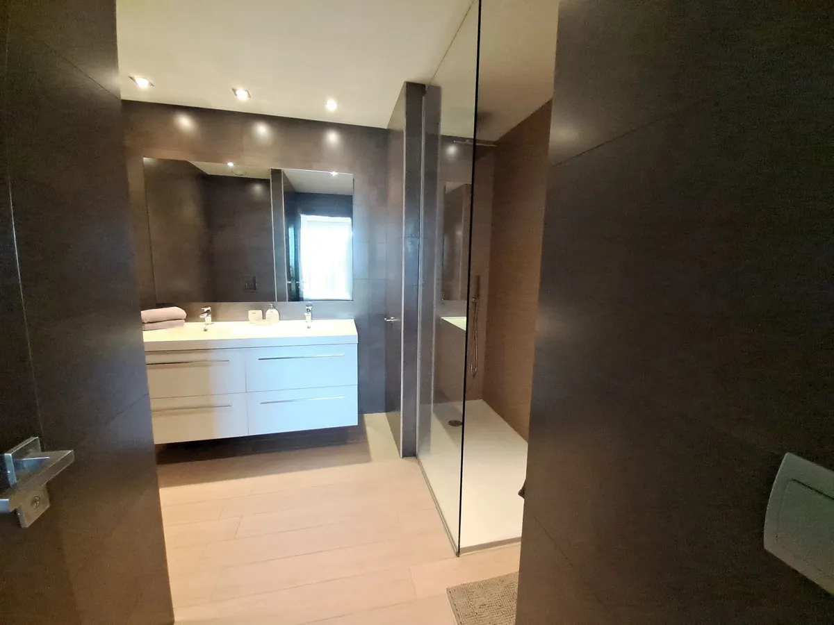 97432914-c3d4-478c-8eba-aaed62e575c1