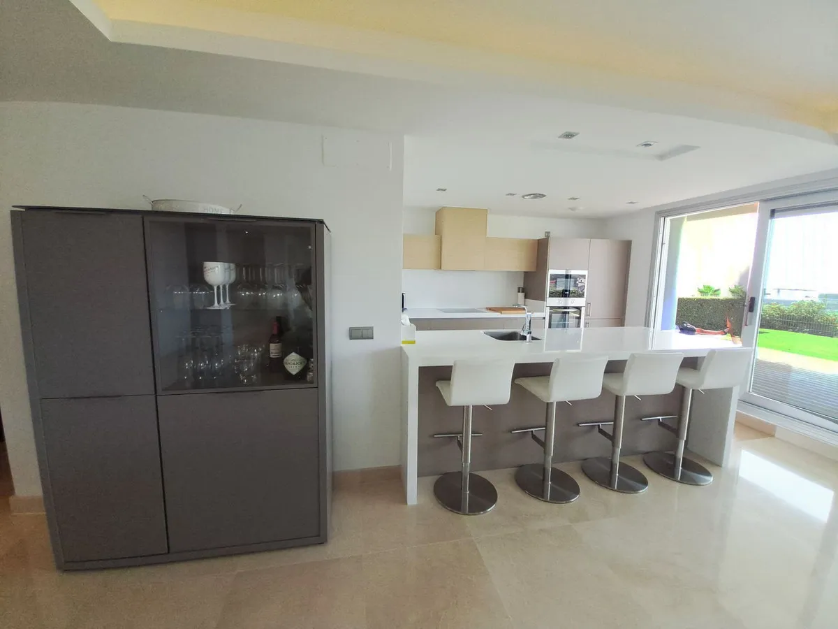 97cef6f7-bb20-4636-a1d5-9a6ab3093436