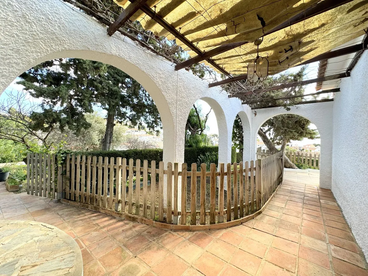 0d2f7343-6a1d-4f42-9258-2e04af3c9f4b