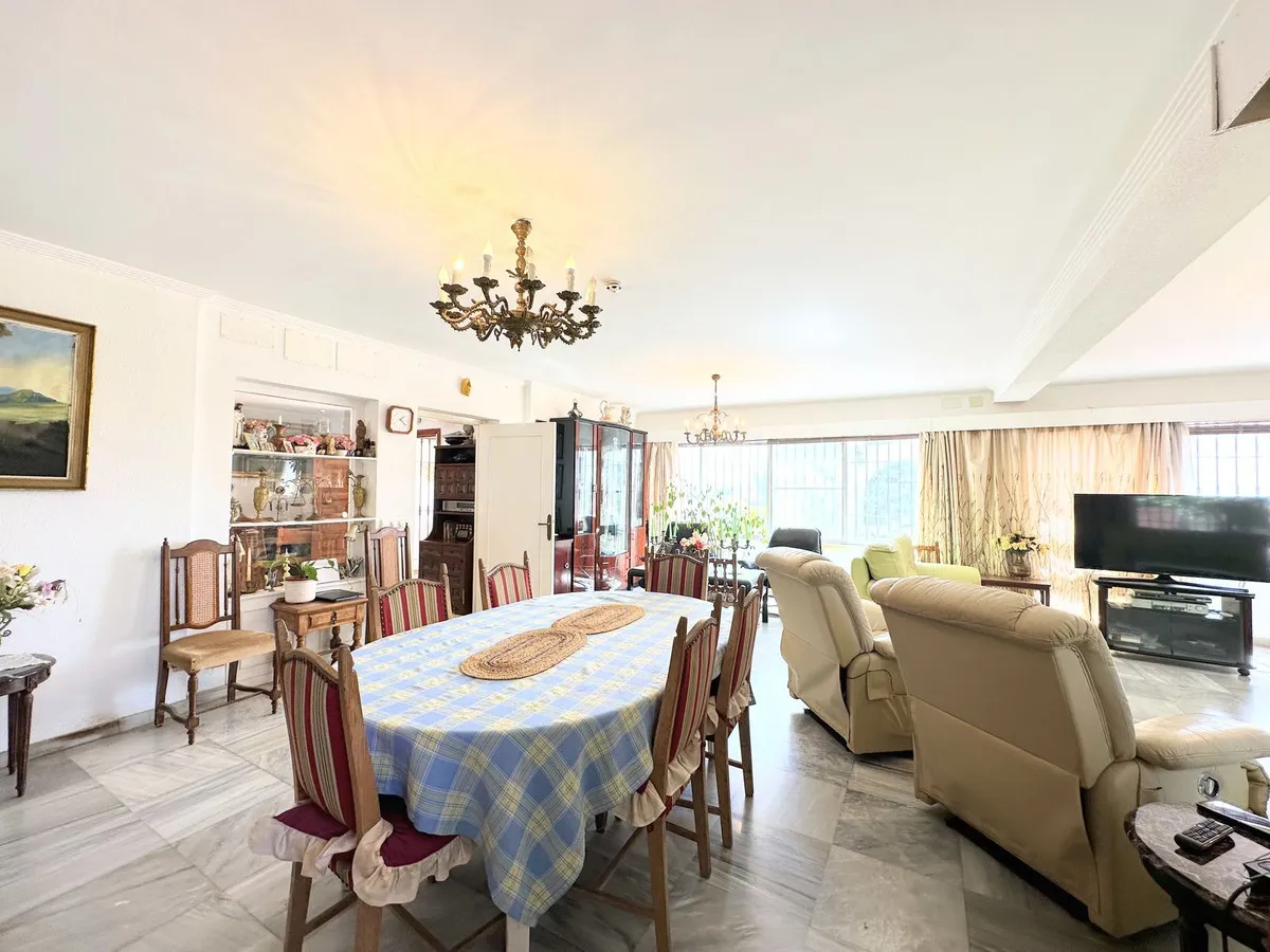 2b0cae69-f497-4362-8940-3a96d5206842