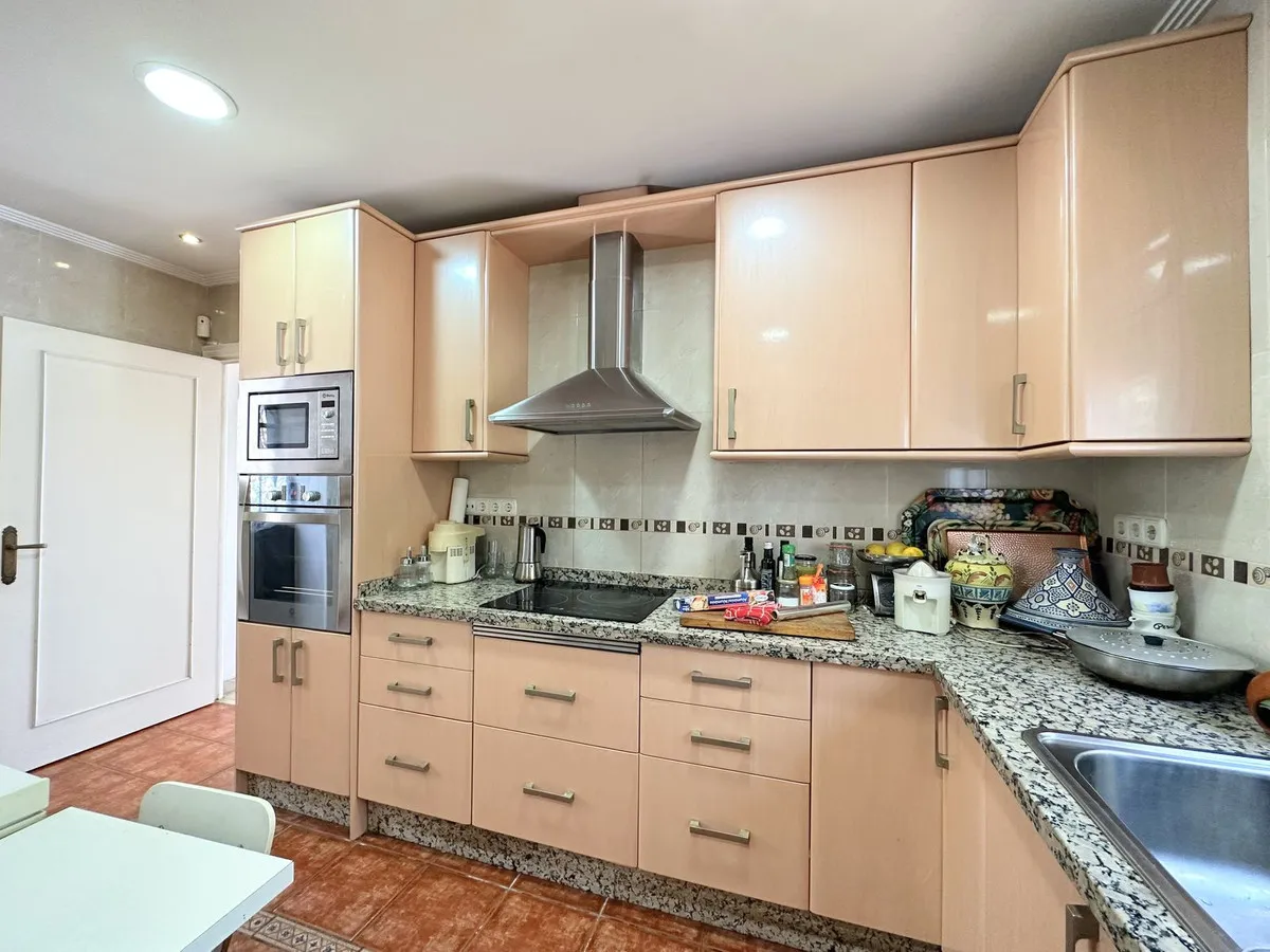 51ffb35c-3007-43ff-8f1a-ae3168c2c4f7