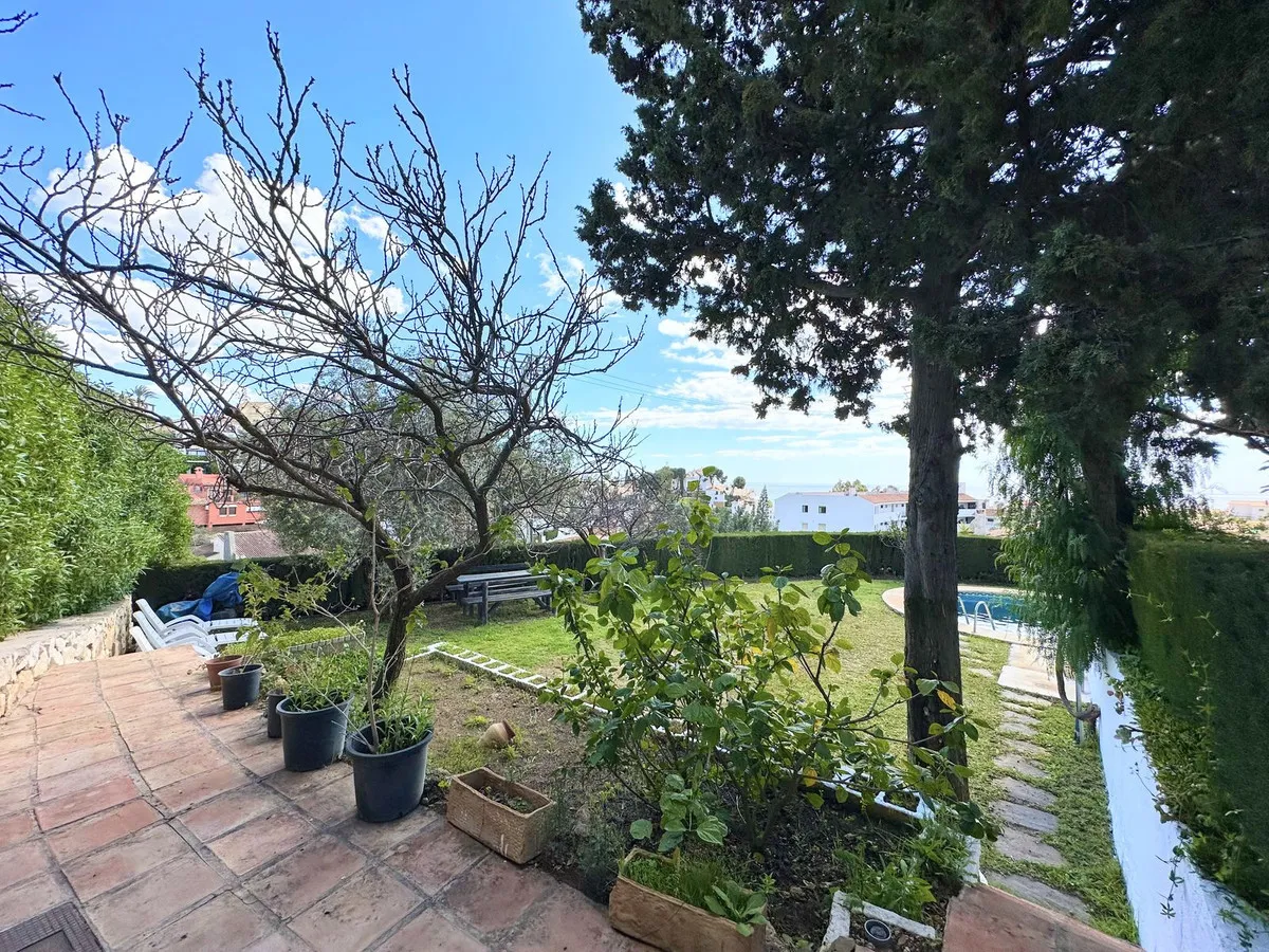 ab34c3b4-a5e8-4583-b27d-638ab064dc89