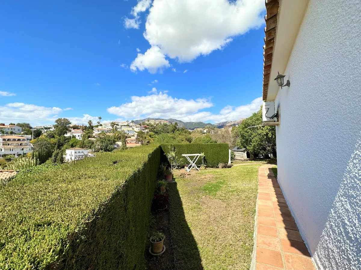 bf7f1277-23e1-4169-89b5-0becd0ebcc24