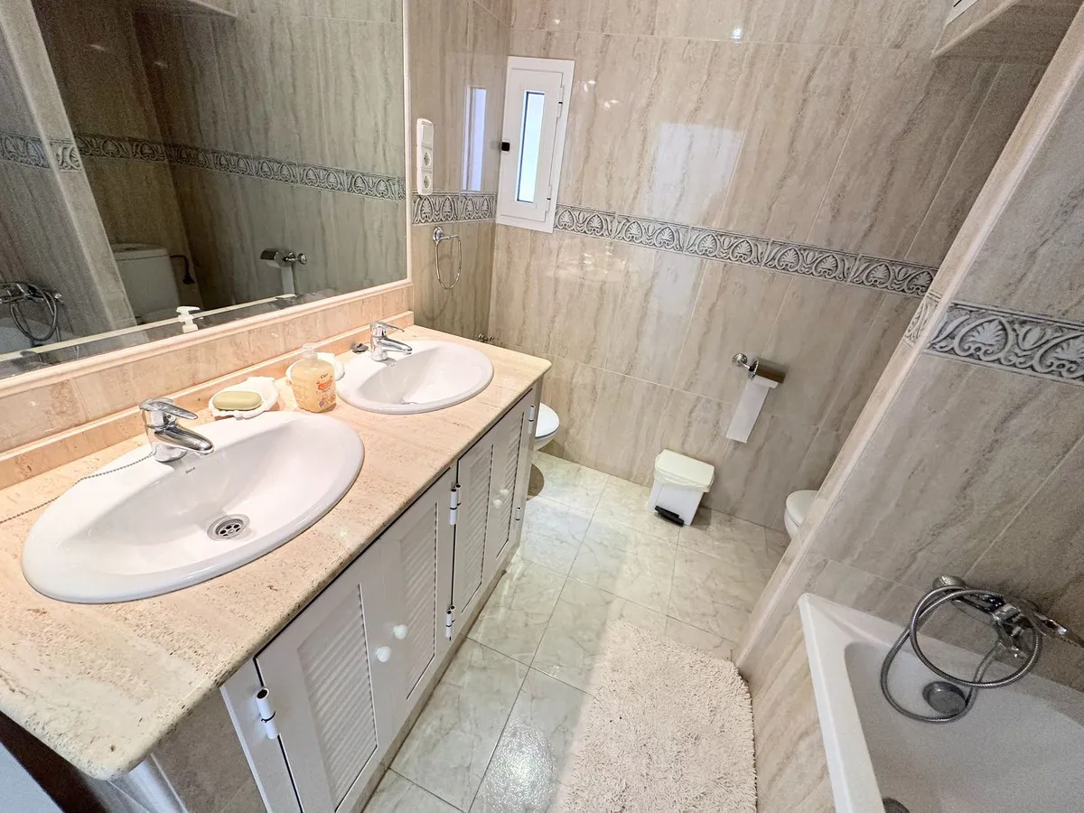 cfbde925-379a-46b5-9378-0220d931e655