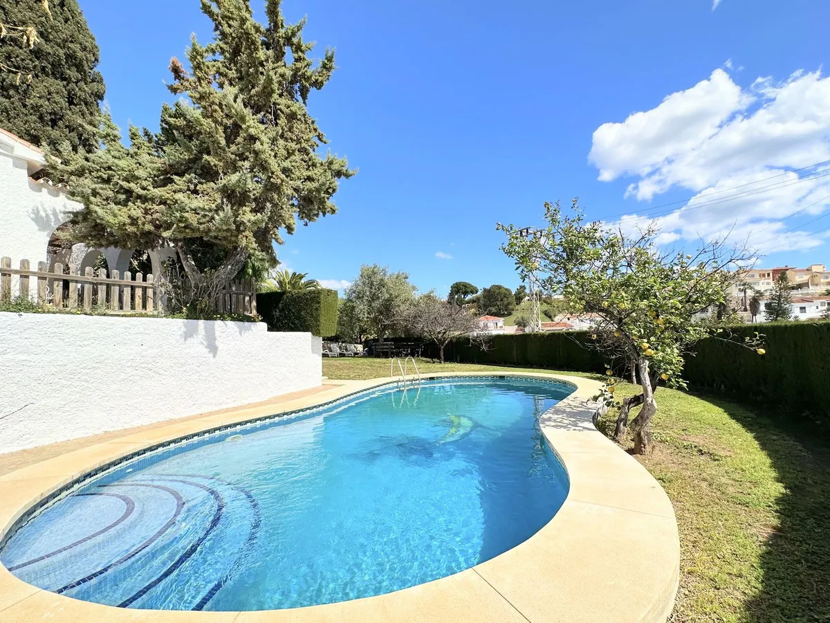 f4ccae4e-5ae7-4d1d-abc3-0d9af30c4071