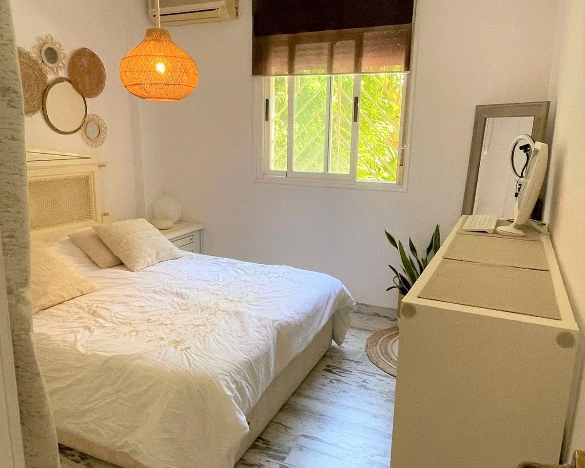 f893c80b-d4c1-4d39-8201-3b62901baf25