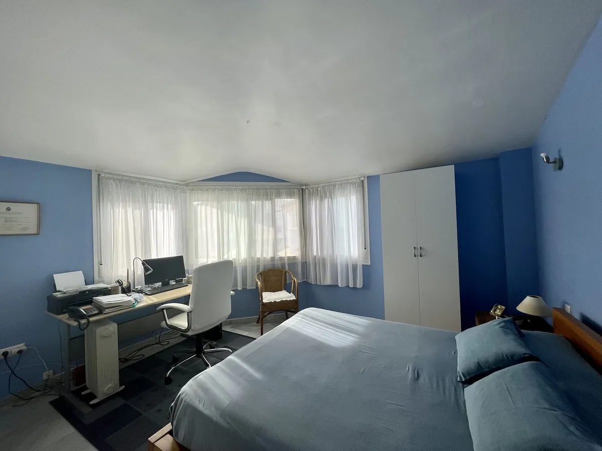 00a9a25a-af09-4794-bb5e-fe54835a3180