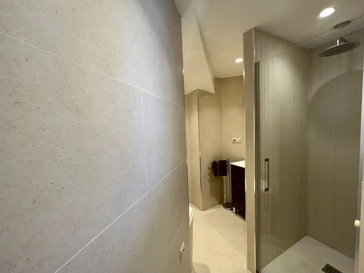 4e2ac47c-09a9-4406-a0b1-db0618a4e5f2