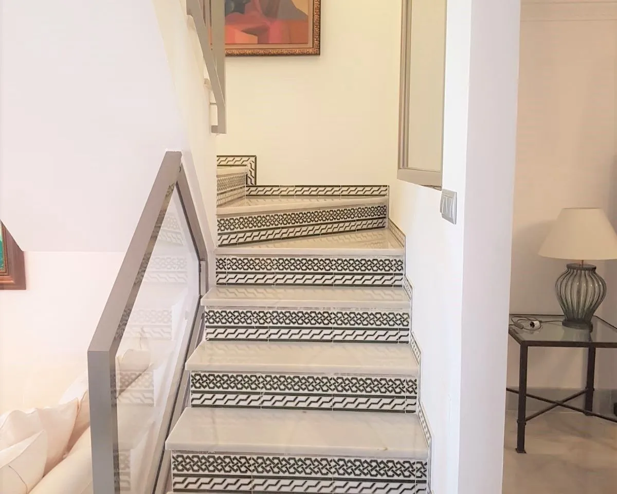 c2b27b79-73c5-462e-8d58-b0dcd47b167e