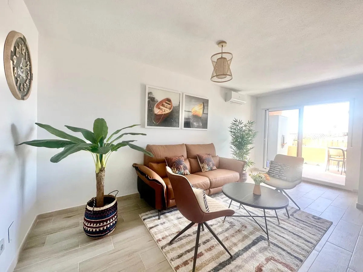 32ce6c2b-719a-4a01-8709-f854034417e1